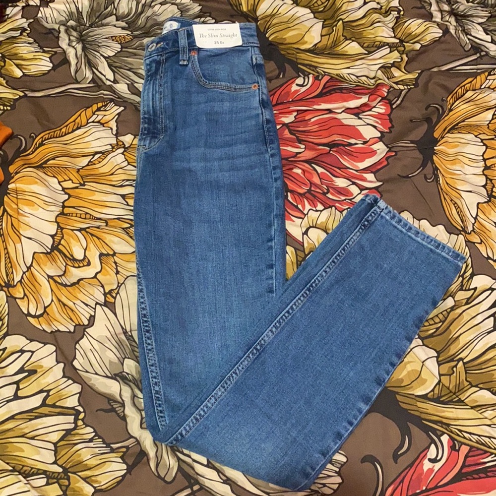 A&F Ultra high rise slim straight